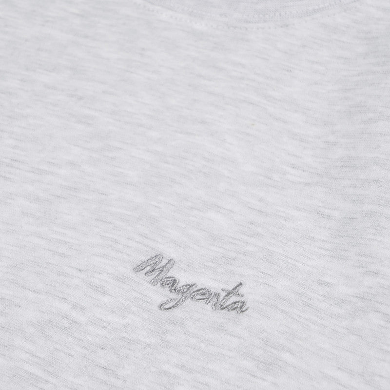 Bestel de Magenta SCRIPT CREWNECK – ASH veilig, gemakkelijk en snel bij Revert 95. Check onze website voor de gehele Magenta collectie, of kom gezellig langs bij onze winkel in Haarlem.	