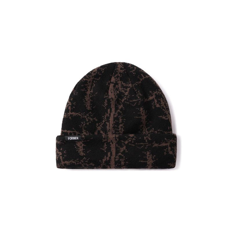 Former Turmoil Beanie Choc – rib knit beanie in Choc kleur met Turmoil branding