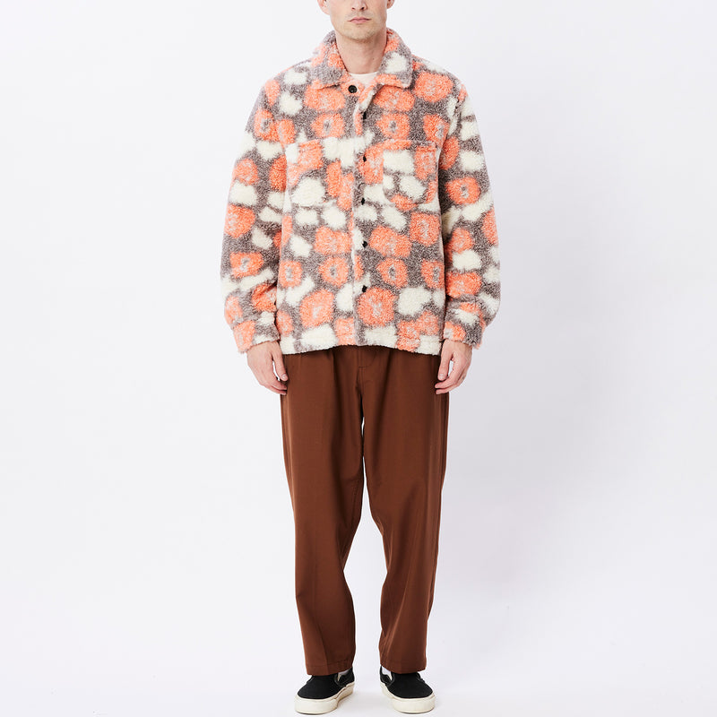 Bestel de Obey Romie sherpa jacket veilig, gemakkelijk en snel bij Revert 95. Check onze website voor de gehele Obey collectie, of kom gezellig langs bij onze winkel in Haarlem.