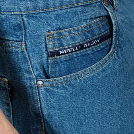 Bestel de Reell Denim Jeans Origin Mid Blue snel, gemakkelijk en veilig bij Revert 95. Check on ze website voor de gehele Reell denim broeken collectie, of kom langs in onze winkel in Haarlem.