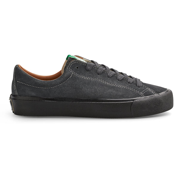 Bestel de Last Resort AB VM003 Suede Lo Steel Grey Black veilig, gemakkelijk en snel bij Revert 95. Check onze website voor de gehele Last Resort AB collectie.	