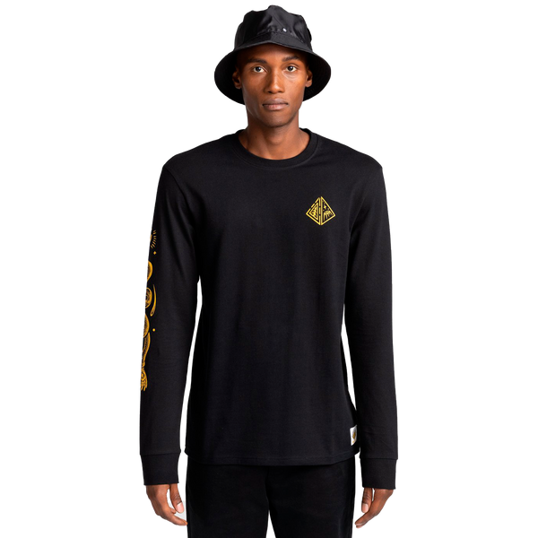 Element Acceptance longsleeve voorkant lifestyle