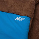 HUF FORT POINT SHERPA JACKET voorkant HUF logo close-up Dust brown jas Revert95.com
