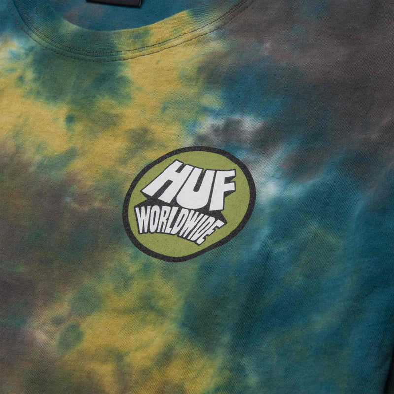 HUF SELECTA DYED T-SHIRT black voorkant HUF worldwide logo close-up Revert95.com