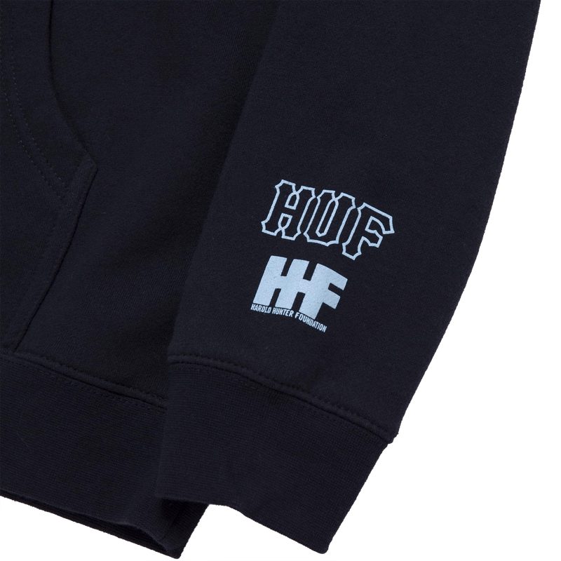 Huf HAROLD HUNTER FOUNDATION 2021 PULLOVER HOODIE mouw close-up