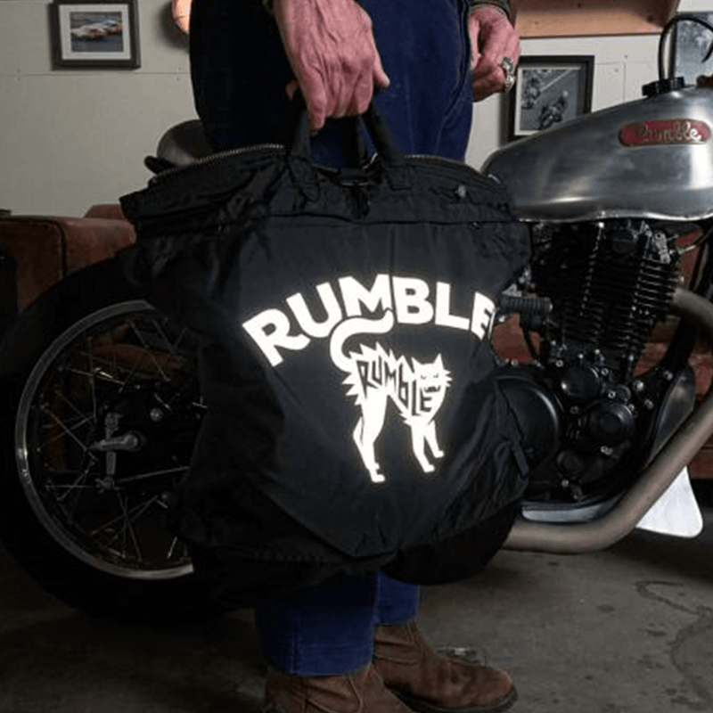 Rumble speed shop Helmen tas voorkant zwart lifestyle verlicht