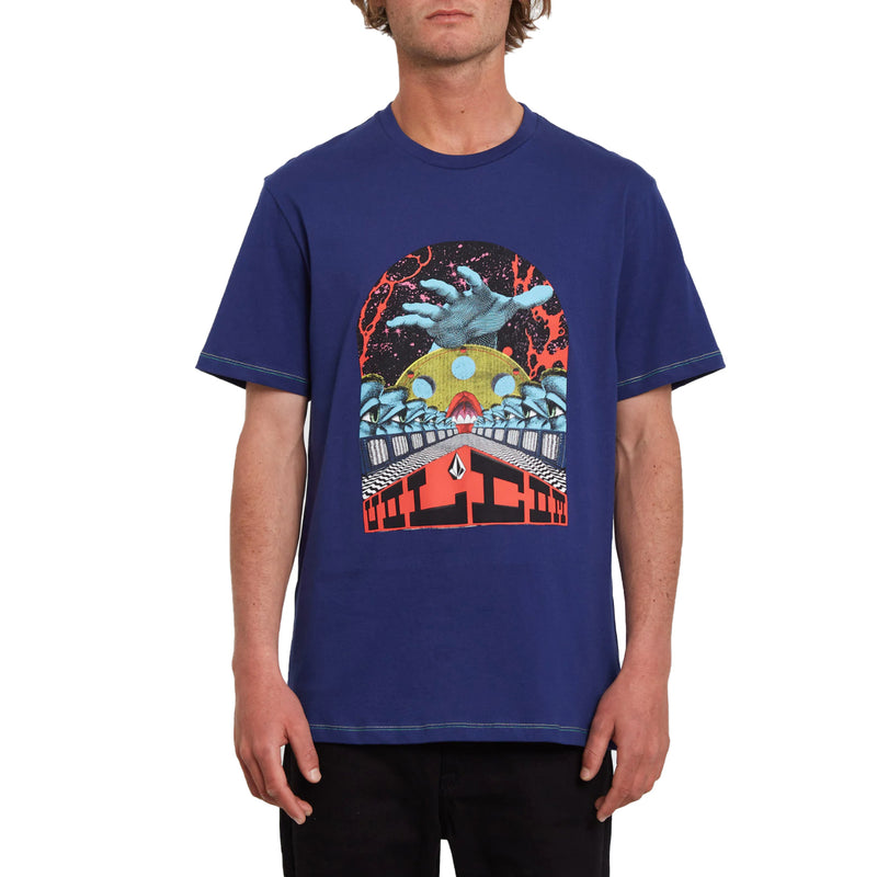 Bestel de Volcom ELZO DURT T-SHIRT snel, veilig en gemakkelijk bij Revert 95. Check onze website voor de gehele Volcom collectie.