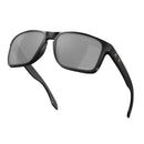 Bestel de Oakley Holbrook XL Matte Black Frame Prizm Black Polarized Lenses snel, veilig en gemakkelijk bij Revert 95. Check onze website voor de gehele Oakley collectie.