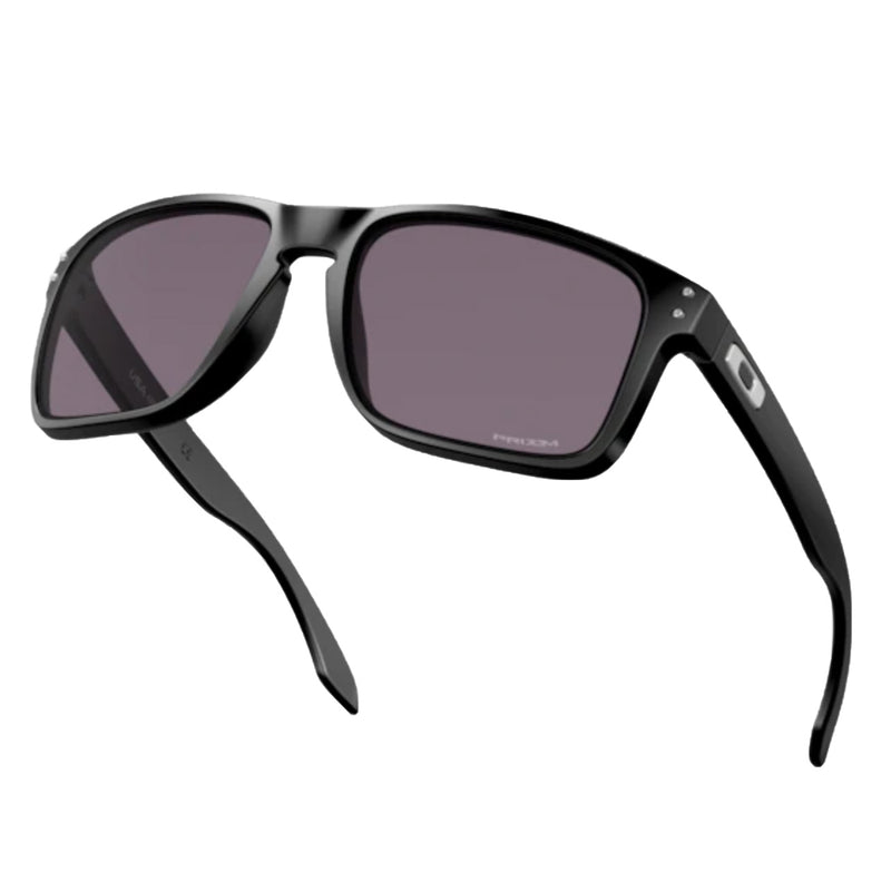Bestel de Oakley Holbrook XL Matt Black Frame Prizm Grey Polarized Lenses snel, veilig en gemakkelijk bij Revert 95. Check onze website voor de gehele Oakley collectie.