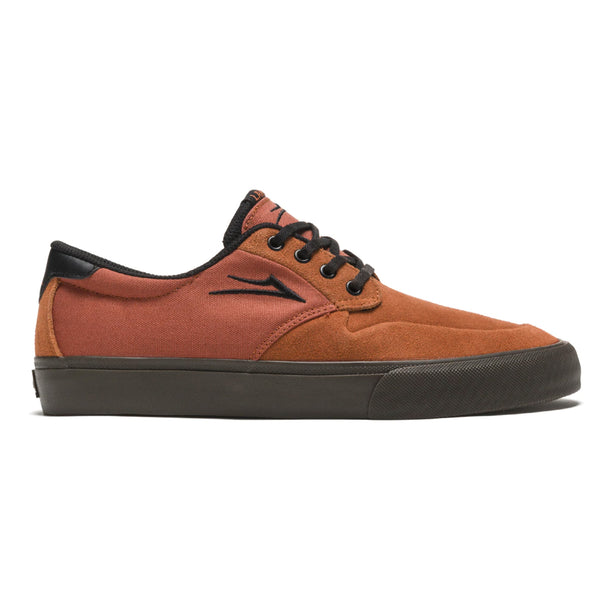 Bestel de Lakai Riley 3 veilig, gemakkelijk en snel bij Revert 95. Check onze website voor de gehele Lakai collectie.