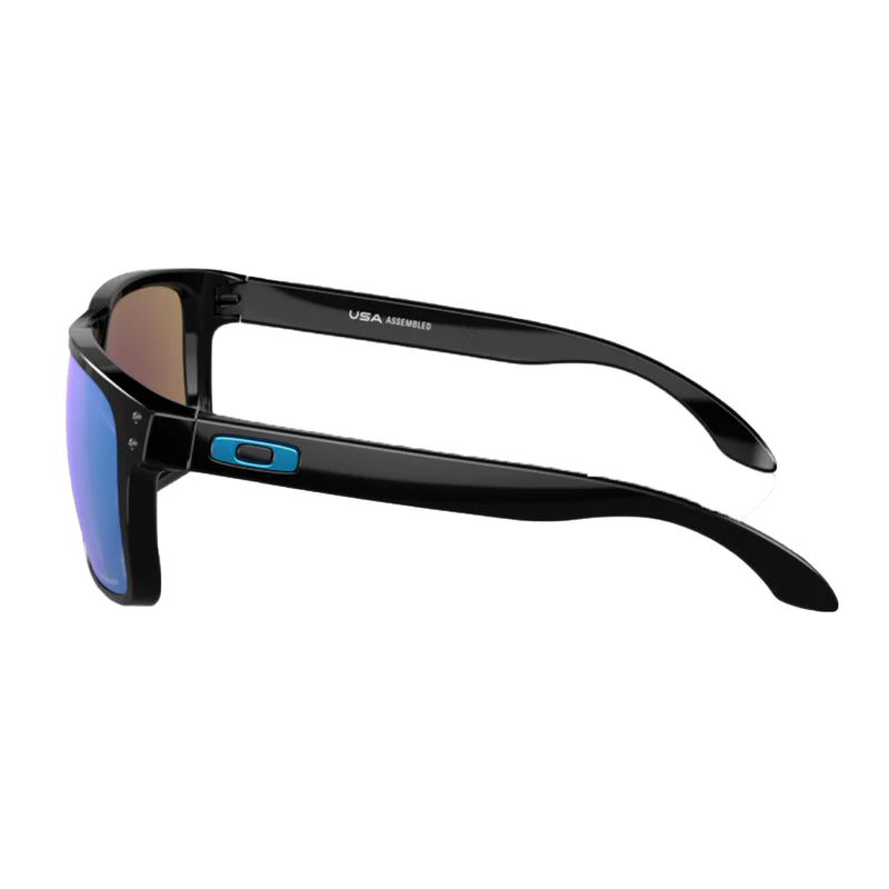 Bestel de Oakley Holbrook XL Polished Black Prizm Sapphire snel, veilig en gemakkelijk bij Revert 95. Check onze website voor de gehele Oakley collectie.