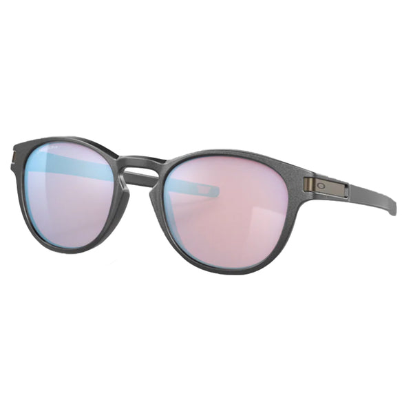 Bestel de Oakley Latch Steel Prizm Snow Sapphire snel, gemakkelijk en veilig bij Revert 95. Check on ze website voor de gehele Oakley gepolariseerde zonnebrillen collectie, of kom langs in onze winkel in Haarlem