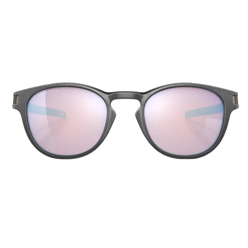 Bestel de Oakley Latch Steel Prizm Snow Sapphire snel, gemakkelijk en veilig bij Revert 95. Check on ze website voor de gehele Oakley gepolariseerde zonnebrillen collectie, of kom langs in onze winkel in Haarlem