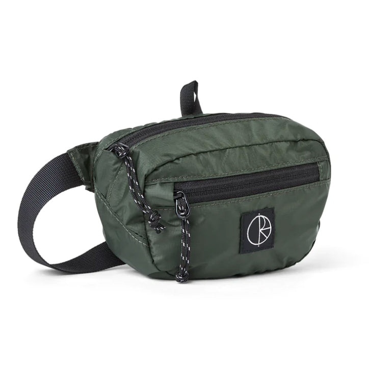 Bestel de Polar Ripstop Mini Hip Bag veilig, gemakkelijk en snel bij Revert 95. Check onze website voor de gehele Polar collectie.