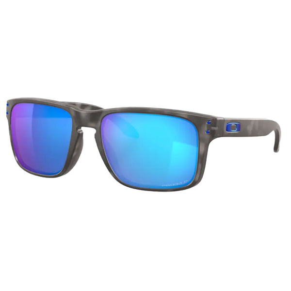 Bestel de Oakley Holbrook Matte Black Tortoise PRIZM Sapphire Polarized ​zonnebril snel, gemakkelijk en veilig bij Revert 95. Check on ze website voor de gehele Oakley gepolariseerde zonnebrillen collectie, of kom langs in onze winkel in Haarlem