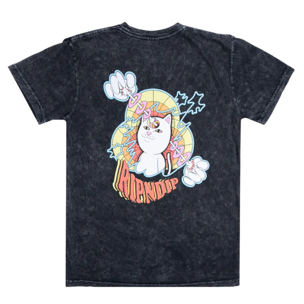 Bestel de Ripndip Mind Control Tee veilig, gemakkelijk en snel bij Revert 95. Check onze website voor de gehele Ripndip collectie.