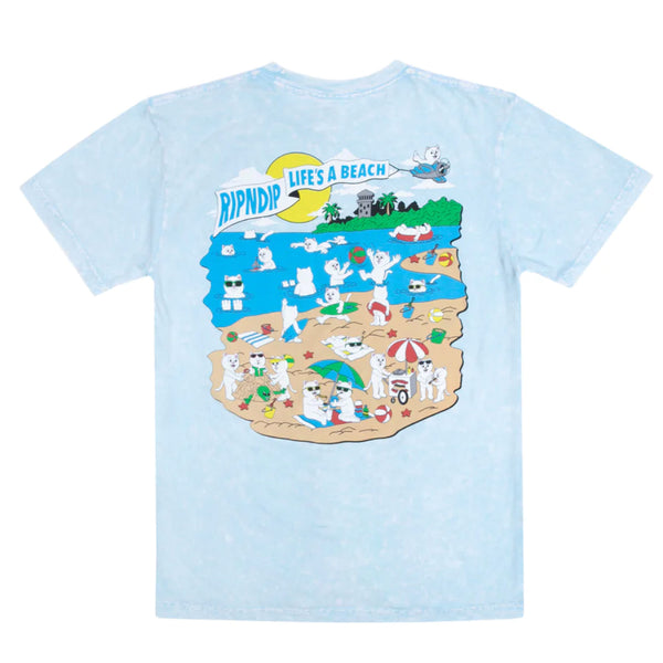 Bestel de Lifes A Beach Tee veilig, gemakkelijk en snel bij Revert 95. Check onze website voor de gehele Ripndip collectie.