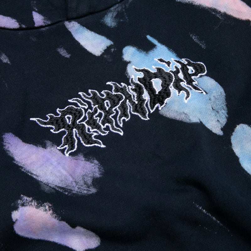 Bestel de Ripndip Blaze Hoodie veilig, gemakkelijk en snel bij Revert 95. Check onze website voor de gehele Ripndip collectie.