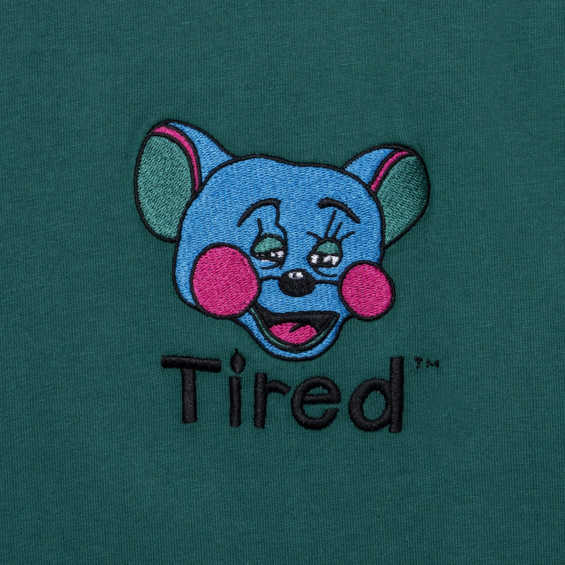 Bestel de Tired TIPSY MOUSE EMBROIDERED SS TEE veilig, gemakkelijk en snel bij Revert 95. Check onze website voor de gehele Tired collectie.