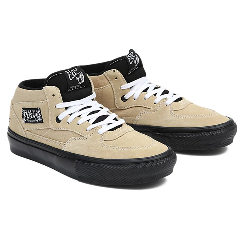 Bestel de Vans Skate Half Cab Elijah Berle Khaki Black veilig, gemakkelijk en snel bij Revert 95. Check onze website voor de gehele Vans collectie.	