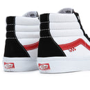 Bestel de Vans SKATE SK8-HI Shoes Athletic Black Red veilig, gemakkelijk en snel bij Revert 95. Check onze website voor de gehele Vans collectie.