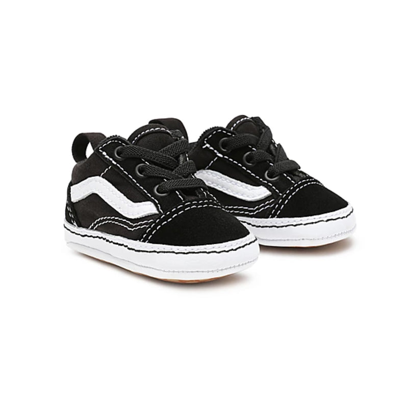 Bestel de Vans Infant OLD SKOOL  Crib BABYSCHOENTJES (0-1 JAAR) veilig, gemakkelijk en snel bij Revert 95. Check onze website voor de gehele Vans collectie.	