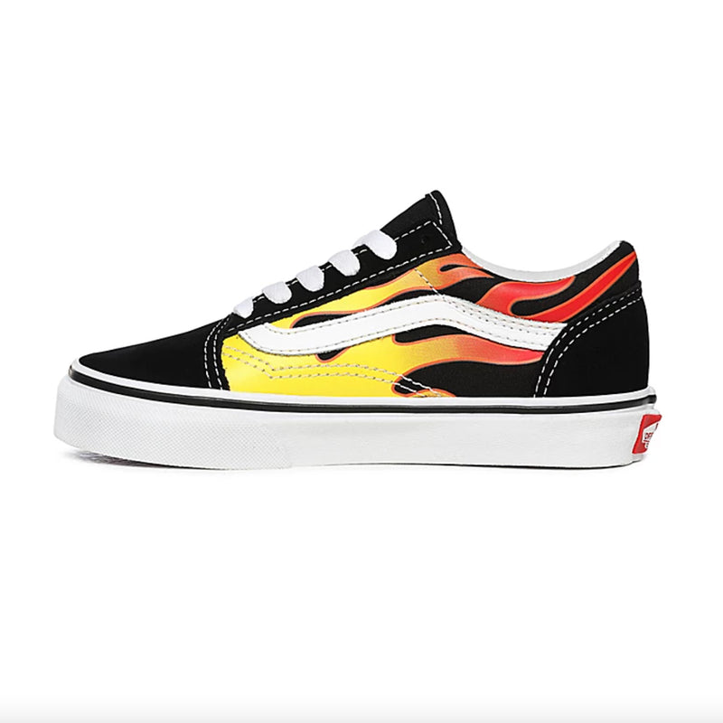 Bestel de Vans FLAME OLD SKOOL KINDERSCHOENEN 4-8 JAAR veilig, gemakkelijk en snel bij Revert 95. Check onze website voor de gehele Vans collectie.	