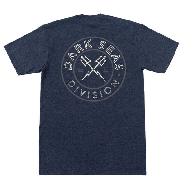 Bestel de Dark Seas NAVIGATOR BLENDED T-shirt veilig, gemakkelijk en snel bij Revert 95. Check onze website voor de gehele Dark Seas collectie, of kom gezellig langs bij onze winkel in Haarlem.