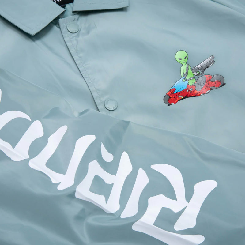 Bestel de Ripndip Runaway Coaches Jacket Pine veilig, gemakkelijk en snel bij Revert 95. Check onze website voor de gehele Ripndip collectie, of kom gezellig langs bij onze winkel in Haarlem.