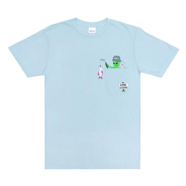 Bestel de Ripndip Gone Fishing Pocket T-shirt Baby Blue veilig, gemakkelijk en snel bij Revert 95. Check onze website voor de gehele Ripndip collectie, of kom gezellig langs bij onze winkel in Haarlem.