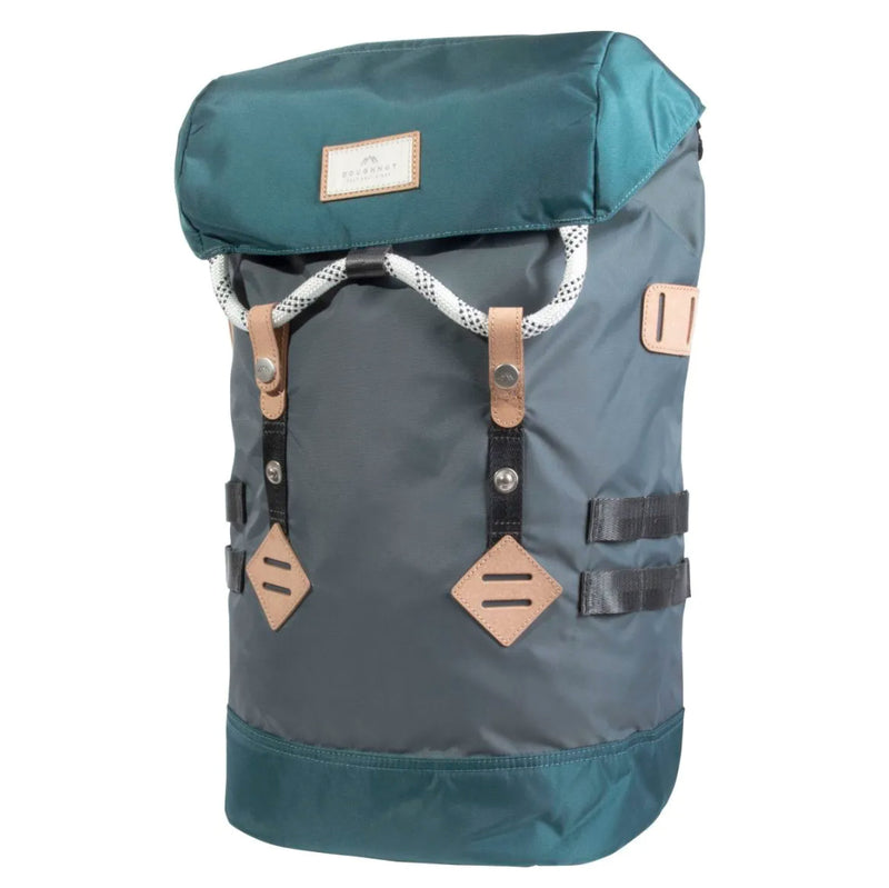 Bestel de Doughnut Colorado Jungle Series Backpack Charcoal Teal veilig, gemakkelijk en snel bij Revert 95. Check onze website voor de gehele Doughnut collectie, of kom gezellig langs bij onze winkel in Haarlem.	