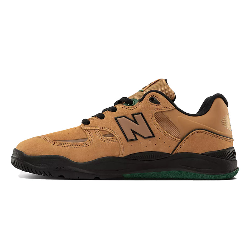 Bestel de New Balance NM1010-Tiago Lemos veilig, gemakkelijk en snel bij Revert 95. Check onze website voor de gehele New Balance collectie, of kom gezellig langs bij onze winkel in Haarlem.