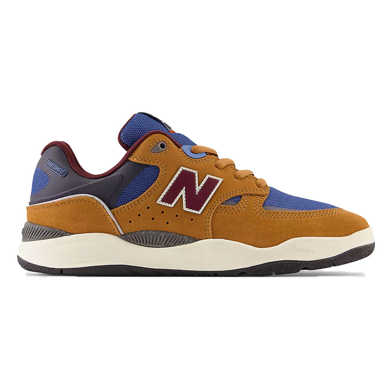 Bestel de New Balance Numeric Tiago Lemos 1010 Tan Navy veilig, gemakkelijk en snel bij Revert 95. Check onze website voor de gehele New Balance collectie, of kom gezellig langs bij onze winkel in Haarlem.	