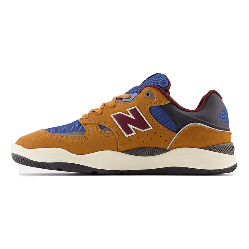 Bestel de New Balance Numeric Tiago Lemos 1010 Tan Navy veilig, gemakkelijk en snel bij Revert 95. Check onze website voor de gehele New Balance collectie, of kom gezellig langs bij onze winkel in Haarlem.	