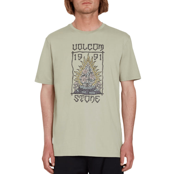 Bestel het Volcom CAGED STONE T-SHIRT veilig, gemakkelijk en snel bij Revert 95. Check onze website voor de gehele Volcom collectie, of kom gezellig langs bij onze winkel in Haarlem.	