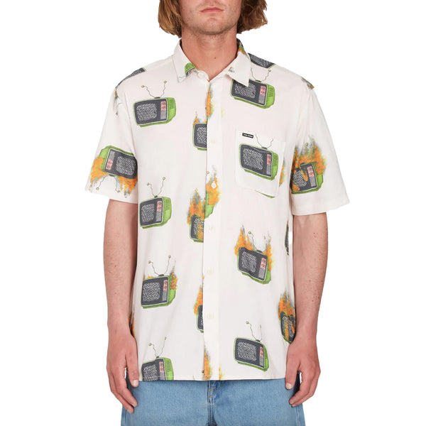 Bestel de Volcom JUSTIN HAGER WOVEN SHIRT veilig, gemakkelijk en snel bij Revert 95. Check onze website voor de gehele Volcom collectie, of kom gezellig langs bij onze winkel in Haarlem.	