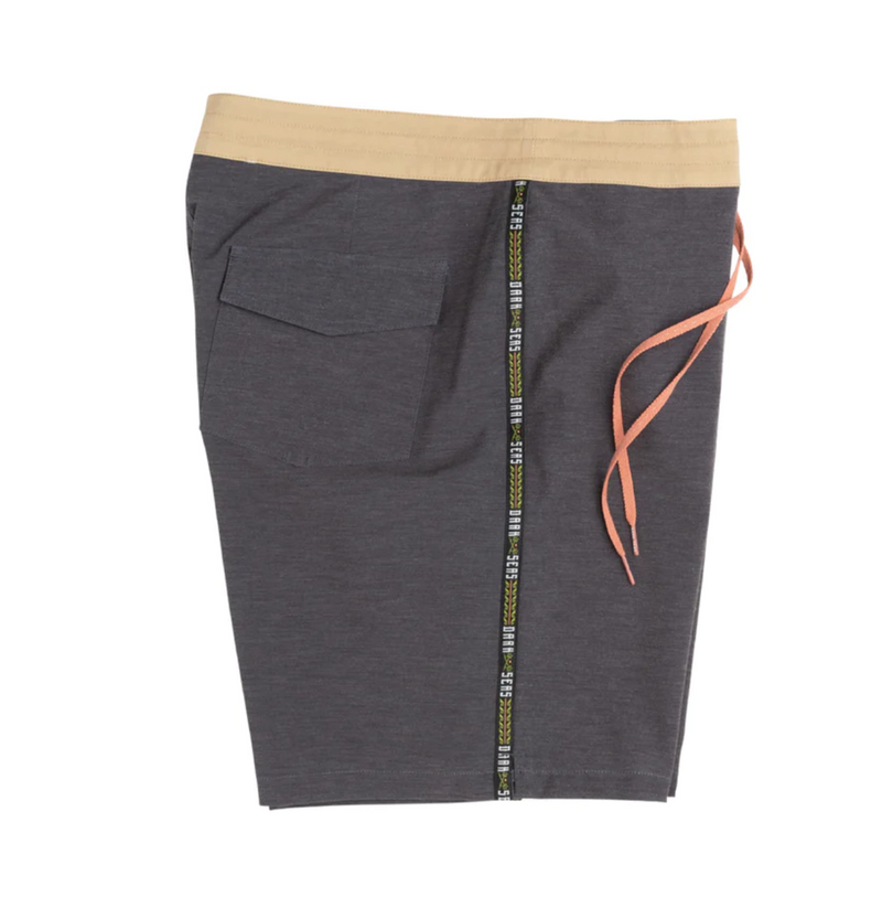 Bestel de Dark Seas NAVARRO BOARDSHORT veilig, gemakkelijk en snel bij Revert 95. Check onze website voor de gehele Dark Seas collectie, of kom gezellig langs bij onze winkel in Haarlem.