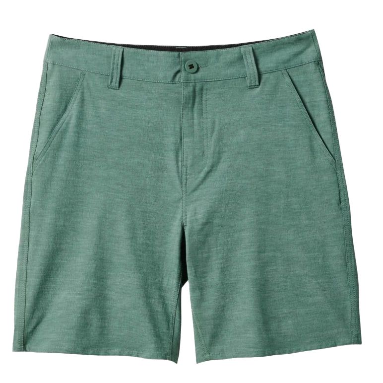 De Brixton CHOICE CHINO II X SHORT is gemaakt van 56% katoen, 36% polyester en 2% spandex met een 4 way stretch. De broek heeft een DWR coating en een reglar fit.  •	56% katoen, 36% repreve polyester en 8% spandex