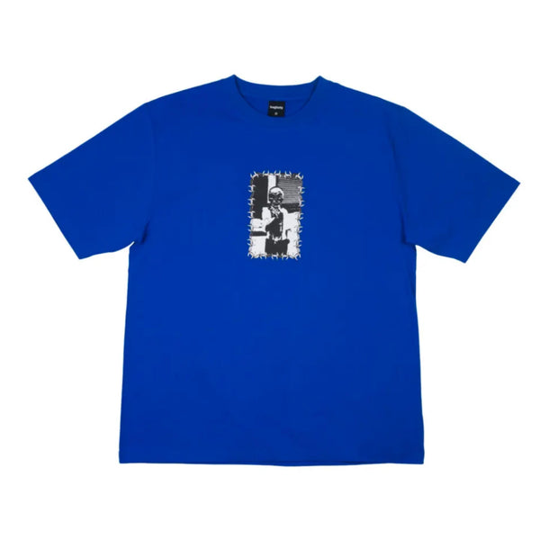 Bestel de Baglady Supplies SKULL CRUSHER COBALT BLUE T-SHIRT veilig, gemakkelijk en snel bij Revert 95. Check onze website voor de gehele Baglady Supplies collectie, of kom gezellig langs bij onze winkel in Haarlem.