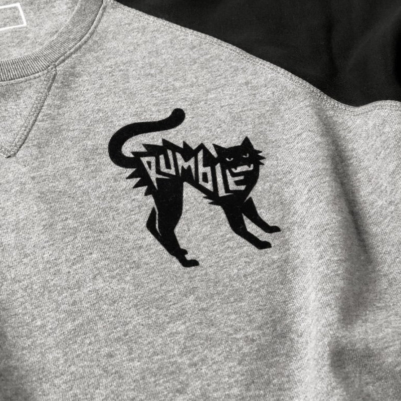 Bestel de Rumble Speed Shop Helmet Sweatshirt snel, veilig en gemakkelijk bij Revert 95. Check onze website voor de gehele Rumble Speed Shop collectie