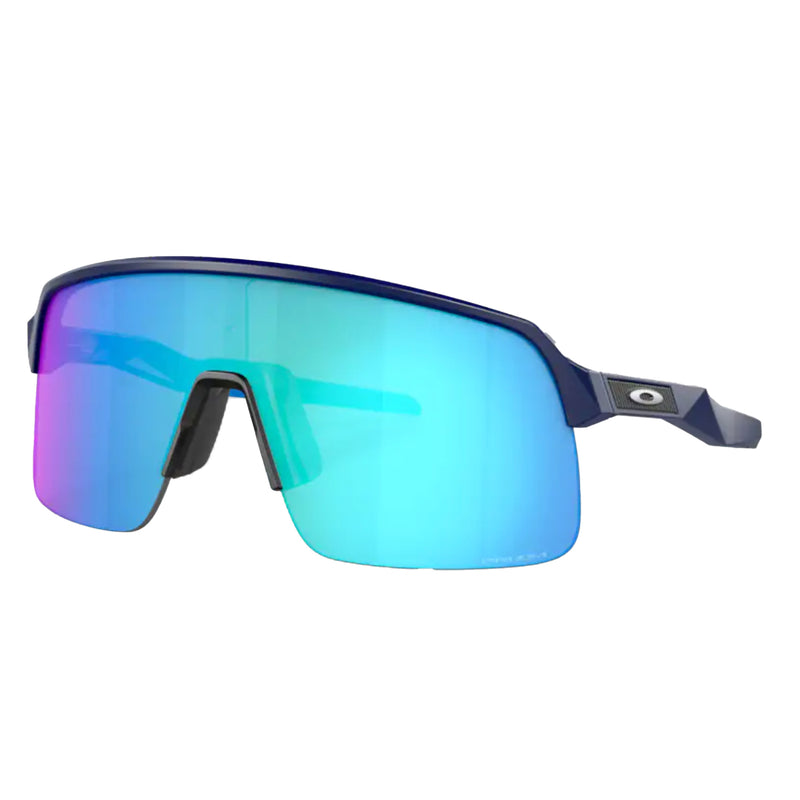 Bestel de SUTRO LITE Matte Navy Prizm Sapphire veilig, gemakkelijk en snel bij Revert 95. Check onze website voor de gehele Oakley collectie, of kom gezellig langs bij onze winkel in Haarlem.	