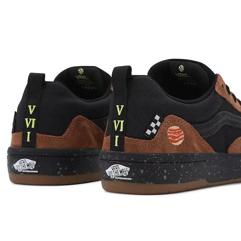 Bestel de Vans Zahba ZION WRIGHT BROWN/MULTI veilig, gemakkelijk en snel bij Revert 95. Check onze website voor de gehele Vans collectie, of kom gezellig langs bij onze winkel in Haarlem.
