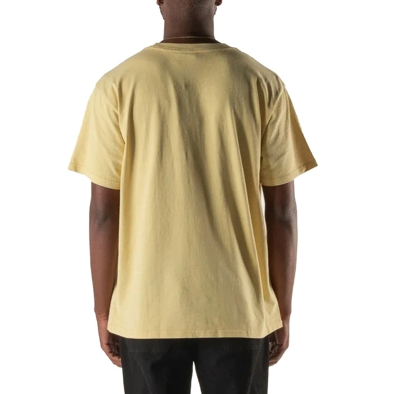 Bestel het Former DISINTEGRATE T-SHIRT veilig, gemakkelijk en snel bij Revert 95. Check onze website voor de gehele Former collectie, of kom gezellig langs bij onze winkel in Haarlem.