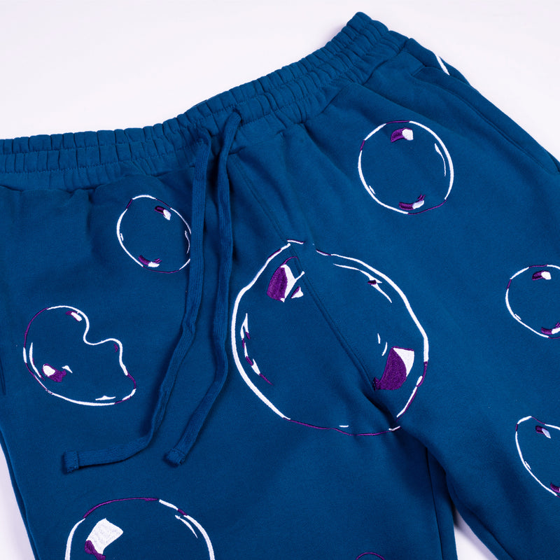 Bestel de Fack Up Clothes Bubble pants Royal Blue veilig, gemakkelijk en snel bij Revert 95. Check onze website voor de gehele Fack Up Clothes collectie, of kom gezellig langs bij onze winkel in Haarlem.