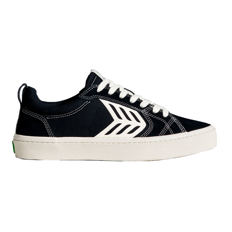 Cariuman CATIBA PRO BLACK CONTRAST IVORY skateschoenen voorzijde vrijstaand