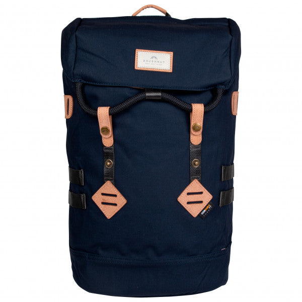 Bestel de Doughnut Colorado PFC Free Series Backpack Navy veilig, gemakkelijk en snel bij Revert 95. Check onze website voor de gehele Doughnut collectie, of kom gezellig langs bij onze winkel in Haarlem.	