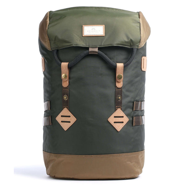 Bestel de Doughnut Colorado Jungle Series Backpack snel, veilig en gemakkelijk bij Revert 95. Check onze website voor de gehele Doughnut collectie.