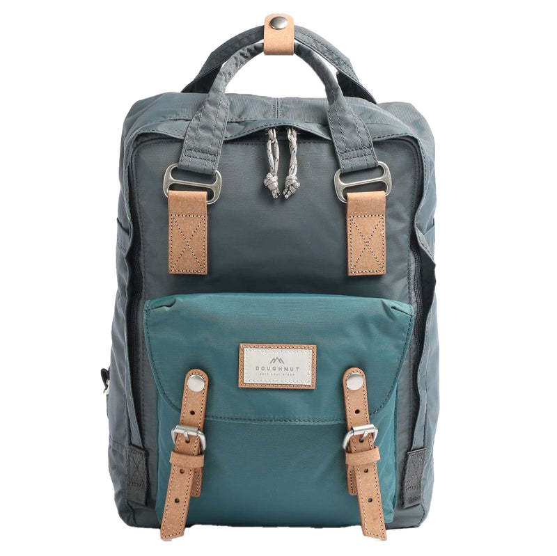 Bestel de Doughnut Macaroon Jungle Series Backpack Charcoal Teal veilig, gemakkelijk en snel bij Revert 95. Check onze website voor de gehele Doughnut collectie, of kom gezellig langs bij onze winkel in Haarlem.	