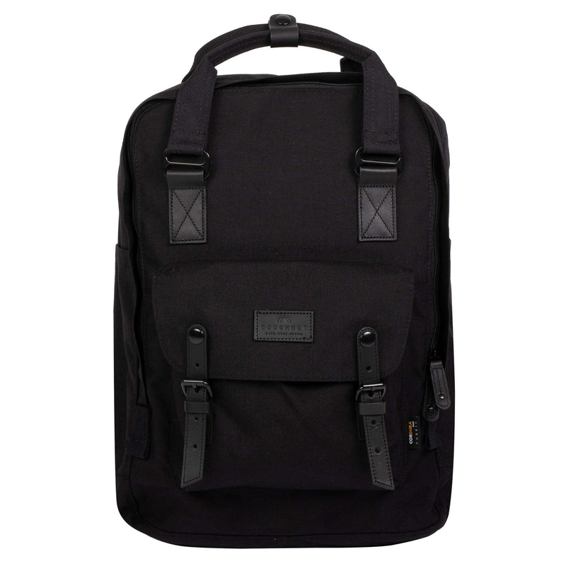 Bestel de Doughnut Macaroon Large Cordura Black Series Backpack snel, veilig en gemakkelijk bij Revert 95. Check onze website voor de gehele Doughnut collectie.