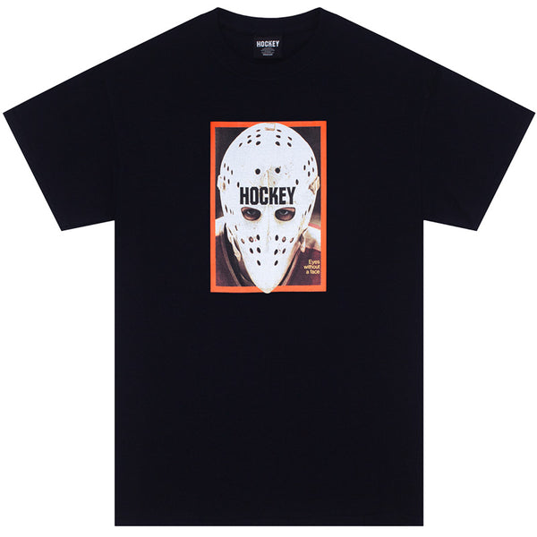 Bestel de Hockey War On Ice Tee Black veilig, gemakkelijk en snel bij Revert 95. Check onze website voor de gehele Hockey collectie, of kom gezellig langs bij onze winkel in Haarlem.